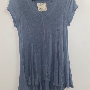 Shoulder Sleeve simple top.